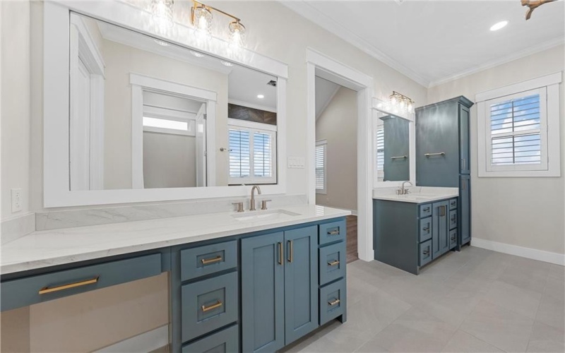 176 Southern Heights Drive, Lorena, TX 76655, 4 Habitaciones Habitaciones , ,5 BañosBaños,Residential,En Venta,176 Southern Heights Drive,228228