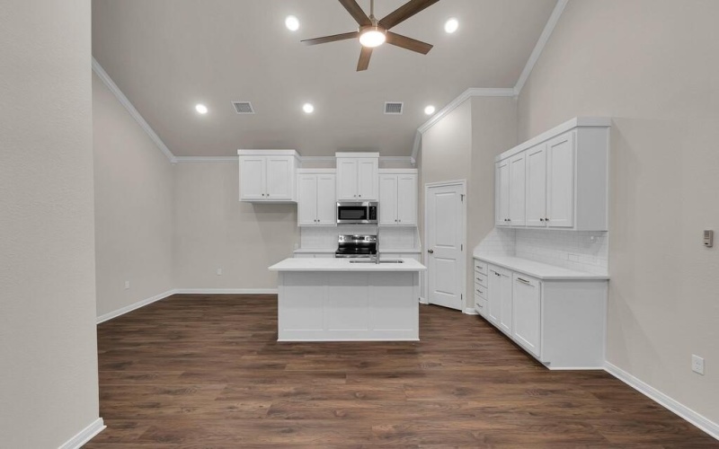 124 Morris Court, McGregor, TX 76657, 2 Bedrooms Bedrooms, ,2 BathroomsBathrooms,Residential,For Sale,124 Morris Court,228234