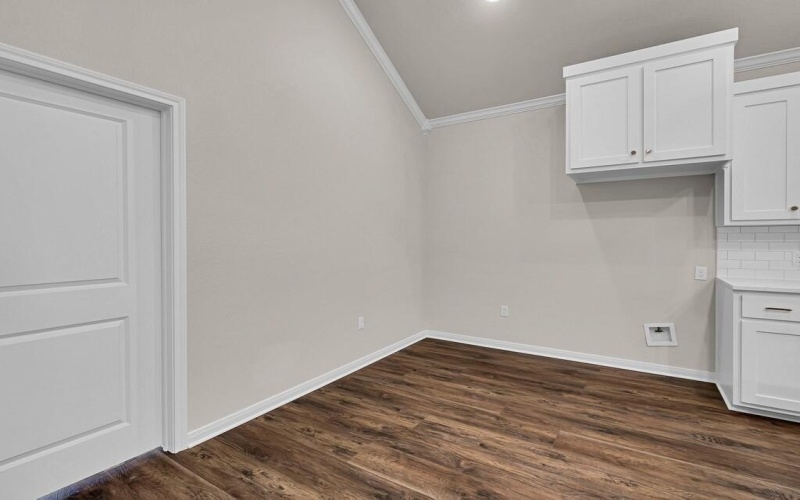126 Morris Court, McGregor, TX 76657, 2 Bedrooms Bedrooms, ,2 BathroomsBathrooms,Residential,For Sale,126 Morris Court,228235