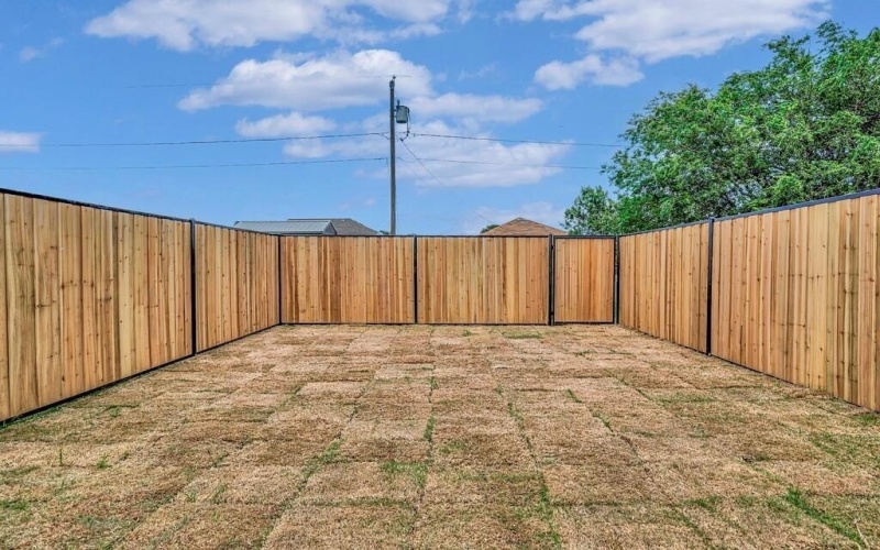126 Morris Court, McGregor, TX 76657, 2 Bedrooms Bedrooms, ,2 BathroomsBathrooms,Residential,For Sale,126 Morris Court,228235