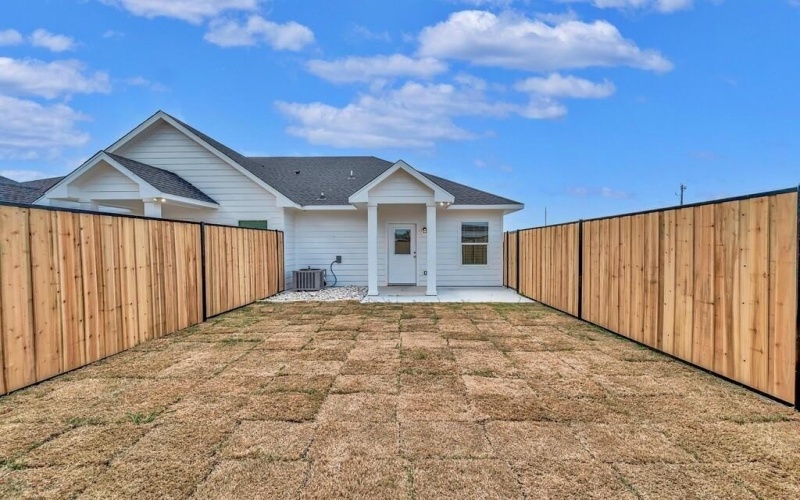 126 Morris Court, McGregor, TX 76657, 2 Bedrooms Bedrooms, ,2 BathroomsBathrooms,Residential,For Sale,126 Morris Court,228235