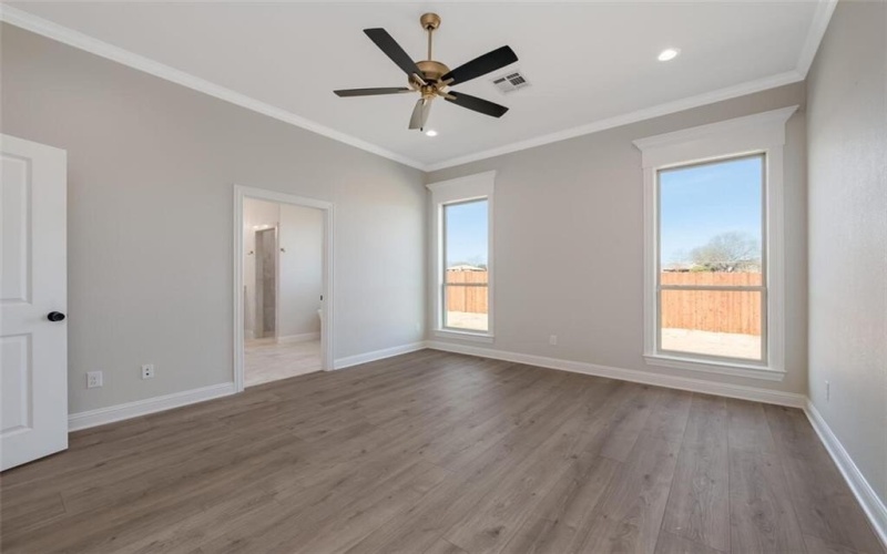 1601 Fabian Drive, Waco, TX 76712, 4 Bedrooms Bedrooms, ,3 BathroomsBathrooms,Residential,For Sale,1601 Fabian Drive,228945