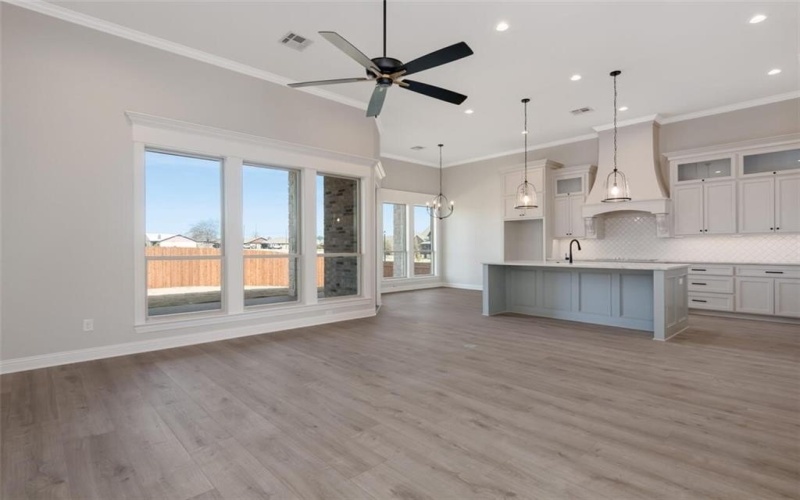 1601 Fabian Drive, Waco, TX 76712, 4 Bedrooms Bedrooms, ,3 BathroomsBathrooms,Residential,For Sale,1601 Fabian Drive,228945