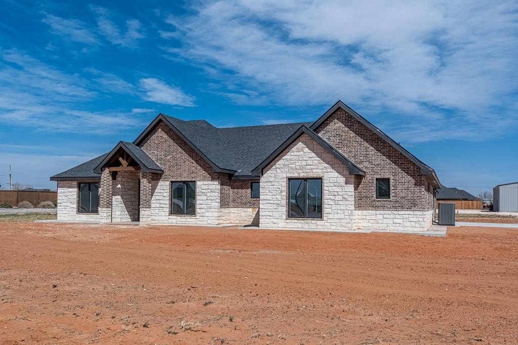 224 County Rd 304-E, Seminole, TX 79360, 4 Bedrooms Bedrooms, ,2 BathroomsBathrooms,Residential,For Sale,224 County Rd 304-E,156305