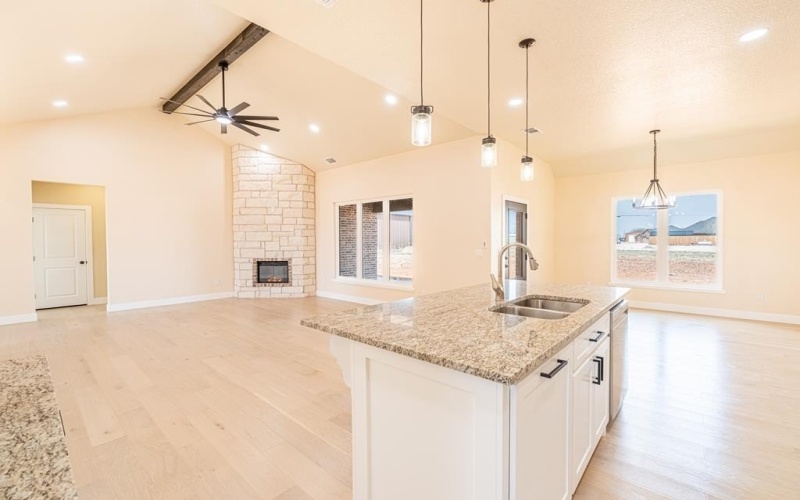224 County Rd 304-E, Seminole, TX 79360, 4 Bedrooms Bedrooms, ,2 BathroomsBathrooms,Residential,For Sale,224 County Rd 304-E,156305