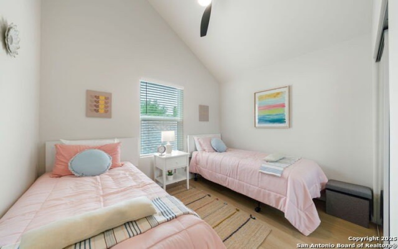 1108 S Gevers St, San Antonio, TX 78203, 3 Bedrooms Bedrooms, ,2 BathroomsBathrooms,Residential,For Sale,1108 S Gevers St,1865861