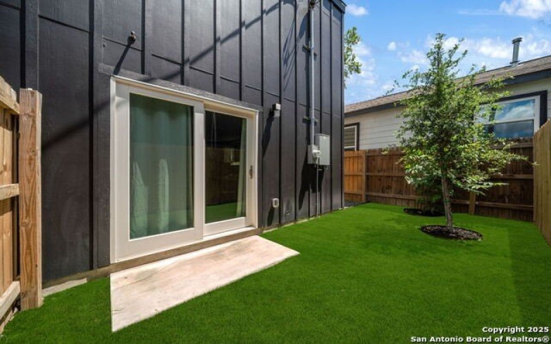 1108 S Gevers St, San Antonio, TX 78203, 3 Bedrooms Bedrooms, ,2 BathroomsBathrooms,Residential,For Sale,1108 S Gevers St,1865861