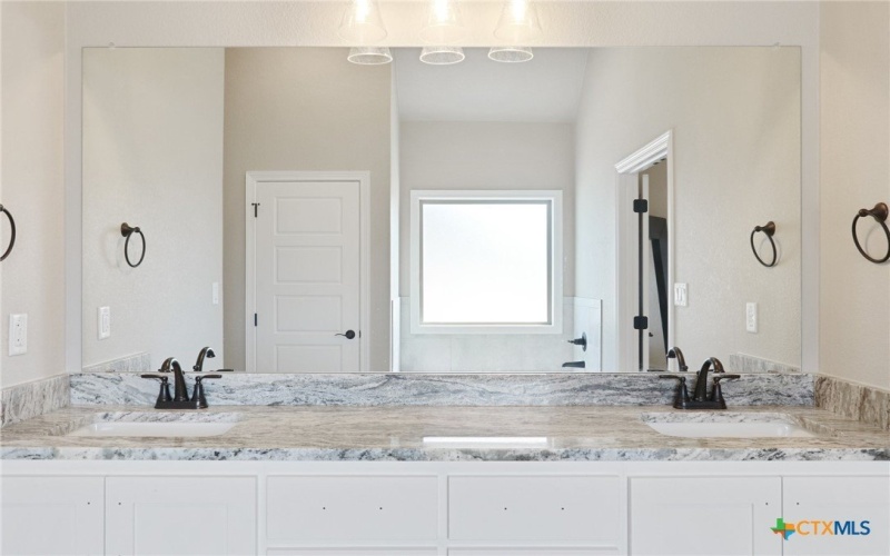 4007 Aerie Street, Salado, TX 76571, 4 Habitaciones Habitaciones , ,3 BañosBaños,Residential,En Venta,4007 Aerie Street,560906