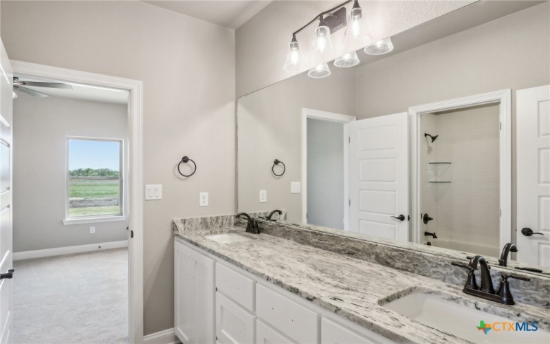 4007 Aerie Street, Salado, TX 76571, 4 Habitaciones Habitaciones , ,3 BañosBaños,Residential,En Venta,4007 Aerie Street,560906