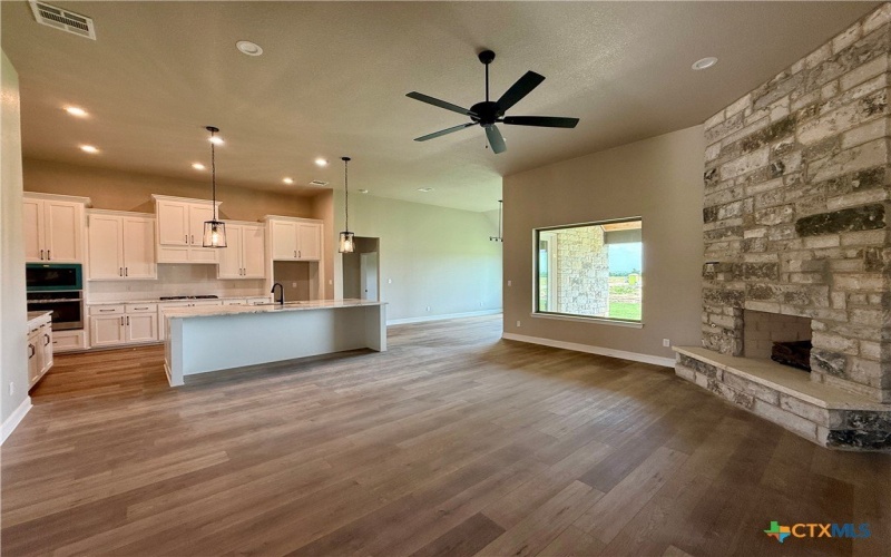 4001 Aerie Street, Salado, TX 76571, 4 Habitaciones Habitaciones , ,2 BañosBaños,Residential,En Venta,4001 Aerie Street,560927