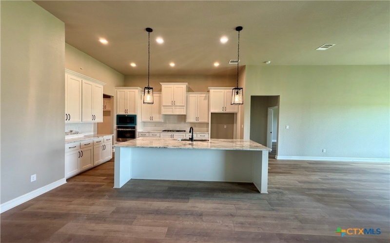 4001 Aerie Street, Salado, TX 76571, 4 Habitaciones Habitaciones , ,2 BañosBaños,Residential,En Venta,4001 Aerie Street,560927