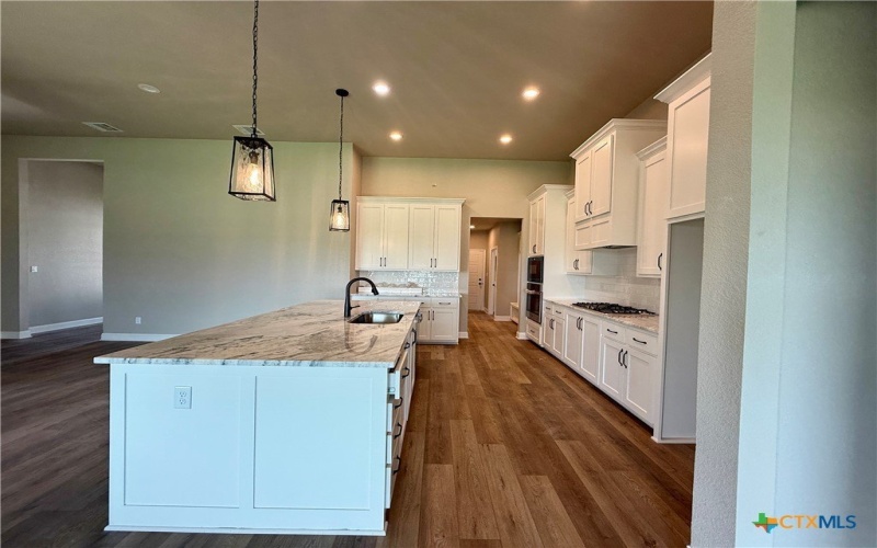 4001 Aerie Street, Salado, TX 76571, 4 Habitaciones Habitaciones , ,2 BañosBaños,Residential,En Venta,4001 Aerie Street,560927