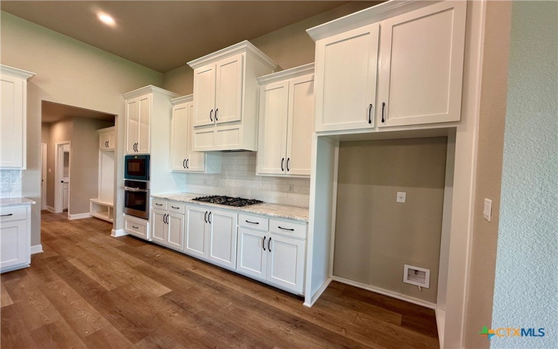 4001 Aerie Street, Salado, TX 76571, 4 Habitaciones Habitaciones , ,2 BañosBaños,Residential,En Venta,4001 Aerie Street,560927