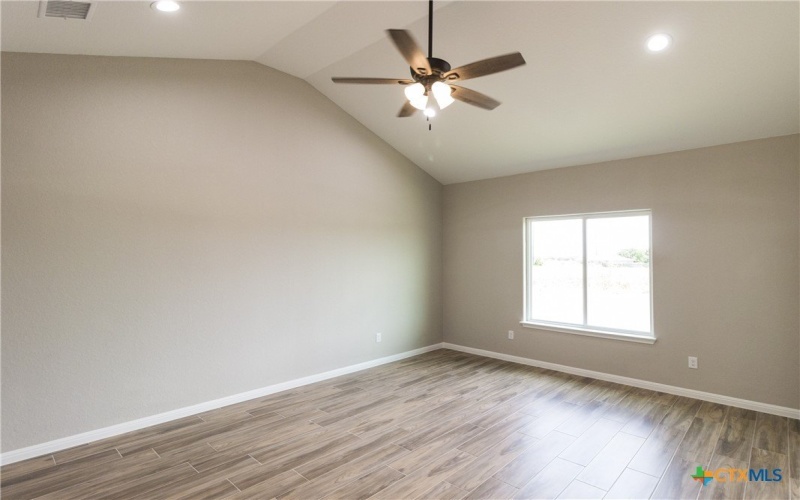 109 Lost Pines Ln, Marion, TX 78124, 4 Bedrooms Bedrooms, ,3 BathroomsBathrooms,Residential,For Sale,109 Lost Pines Ln,565253