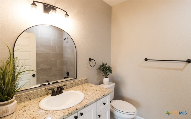 109 Lost Pines Ln, Marion, TX 78124, 4 Bedrooms Bedrooms, ,3 BathroomsBathrooms,Residential,For Sale,109 Lost Pines Ln,565253