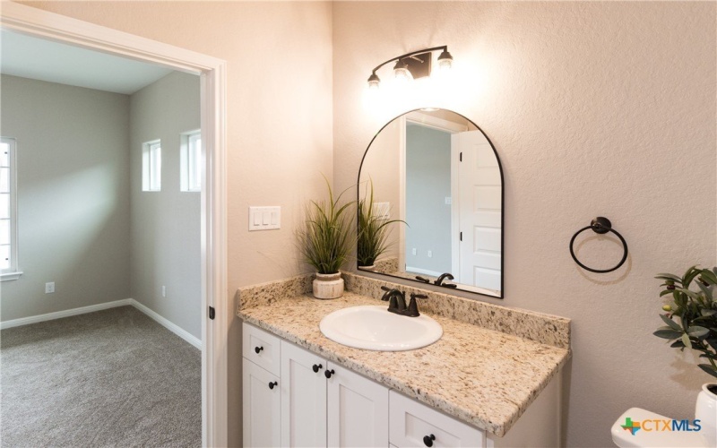 109 Lost Pines Ln, Marion, TX 78124, 4 Bedrooms Bedrooms, ,3 BathroomsBathrooms,Residential,For Sale,109 Lost Pines Ln,565253