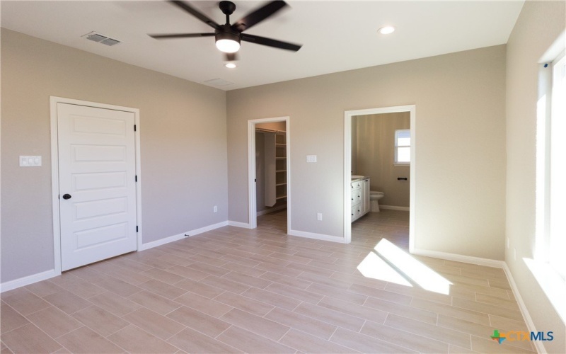 121 Lost Pines Lane, Marion, TX 78124, 3 Bedrooms Bedrooms, ,2 BathroomsBathrooms,Residential,For Sale,121 Lost Pines Lane,565289