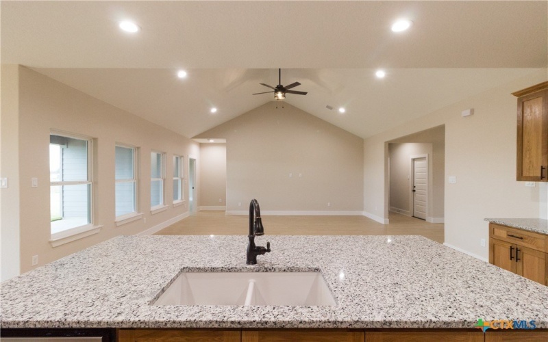 117 Lost Pines Lane, Marion, TX 78124, 3 Bedrooms Bedrooms, ,2 BathroomsBathrooms,Residential,For Sale,117 Lost Pines Lane,565533