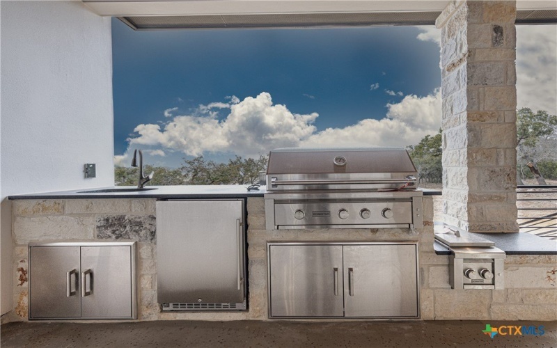 736 Johanna Ridge Road, Bulverde, TX 78163, 4 Bedrooms Bedrooms, ,3 BathroomsBathrooms,Residential,For Sale,736 Johanna Ridge Road,568059