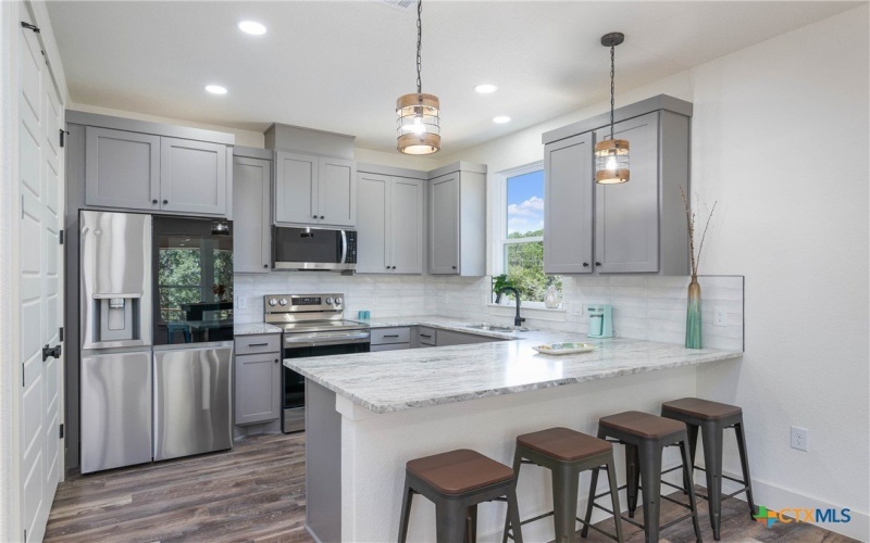 1156 Timberlane Drive, Canyon Lake, TX 78133, 3 Bedrooms Bedrooms, ,2 BathroomsBathrooms,Residential,For Sale,1156 Timberlane Drive,570901