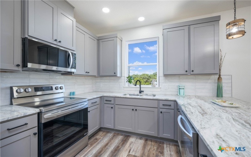 1156 Timberlane Drive, Canyon Lake, TX 78133, 3 Bedrooms Bedrooms, ,2 BathroomsBathrooms,Residential,For Sale,1156 Timberlane Drive,570901