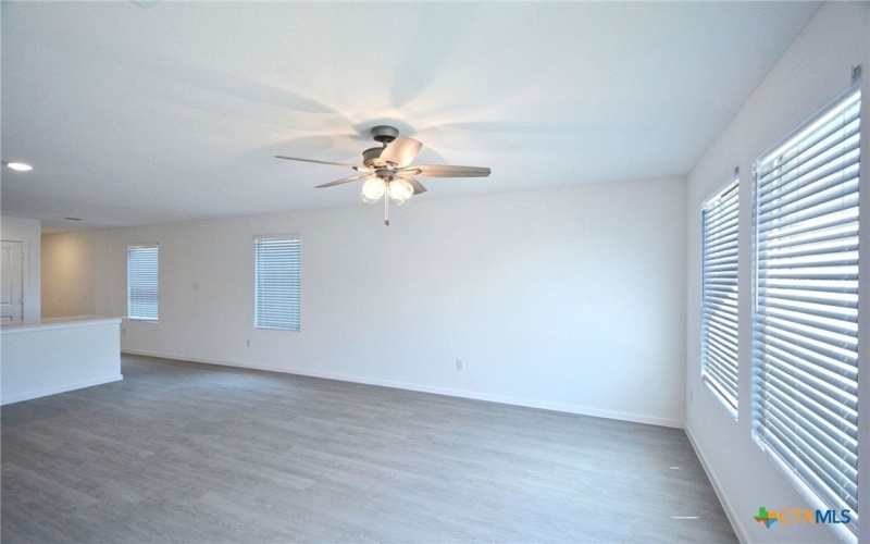 742 Tower Hill View, New Braunfels, TX 78132, 3 Bedrooms Bedrooms, ,2 BathroomsBathrooms,Residential Lease,For Rent,742 Tower Hill View,579800