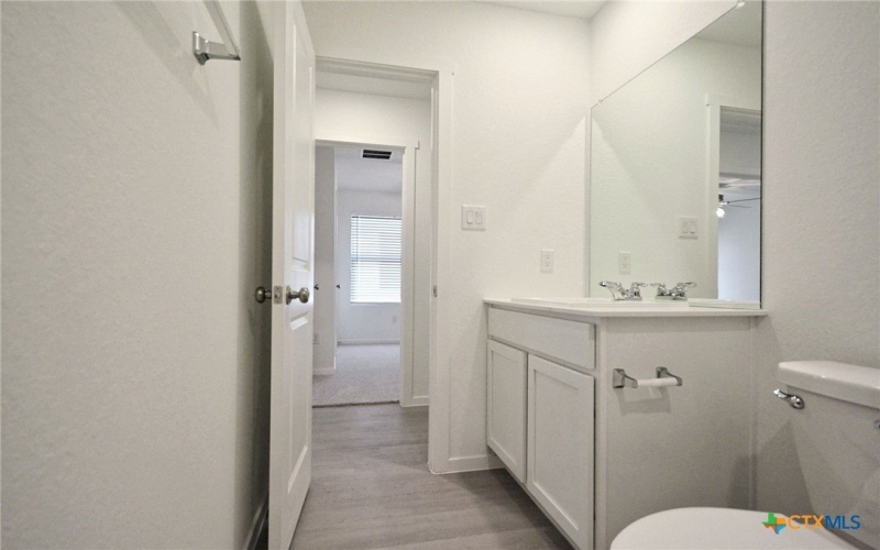 742 Tower Hill View, New Braunfels, TX 78132, 3 Bedrooms Bedrooms, ,2 BathroomsBathrooms,Residential Lease,For Rent,742 Tower Hill View,579800
