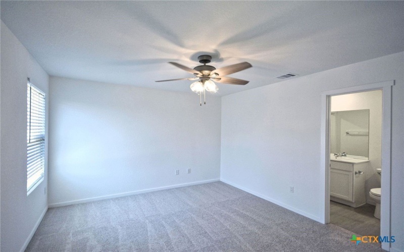 742 Tower Hill View, New Braunfels, TX 78132, 3 Bedrooms Bedrooms, ,2 BathroomsBathrooms,Residential Lease,For Rent,742 Tower Hill View,579800