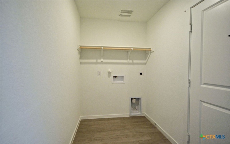 742 Tower Hill View, New Braunfels, TX 78132, 3 Bedrooms Bedrooms, ,2 BathroomsBathrooms,Residential Lease,For Rent,742 Tower Hill View,579800