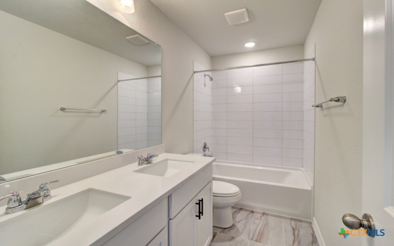 1247 Casetta Run, New Braunfels, TX 78130, 4 Bedrooms Bedrooms, ,2 BathroomsBathrooms,Residential,For Sale,1247 Casetta Run,579924
