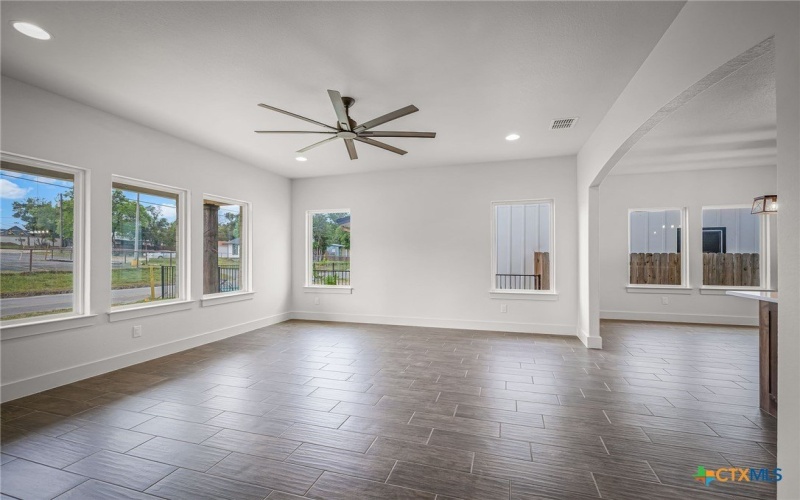 182 W Torrey Street, New Braunfels, TX 78130, 3 Bedrooms Bedrooms, ,2 BathroomsBathrooms,Residential,For Sale,182 W Torrey Street,578519