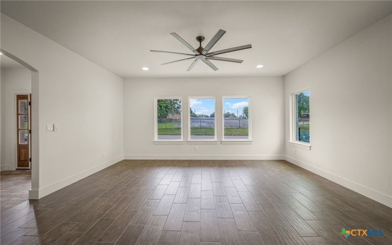 182 W Torrey Street, New Braunfels, TX 78130, 3 Bedrooms Bedrooms, ,2 BathroomsBathrooms,Residential,For Sale,182 W Torrey Street,578519