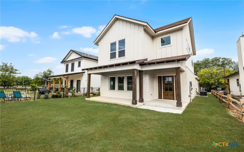182 W Torrey Street, New Braunfels, TX 78130, 3 Bedrooms Bedrooms, ,2 BathroomsBathrooms,Residential,For Sale,182 W Torrey Street,578519