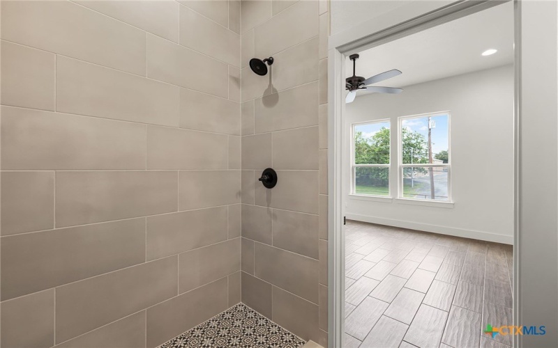 182 W Torrey Street, New Braunfels, TX 78130, 3 Bedrooms Bedrooms, ,2 BathroomsBathrooms,Residential,For Sale,182 W Torrey Street,578519