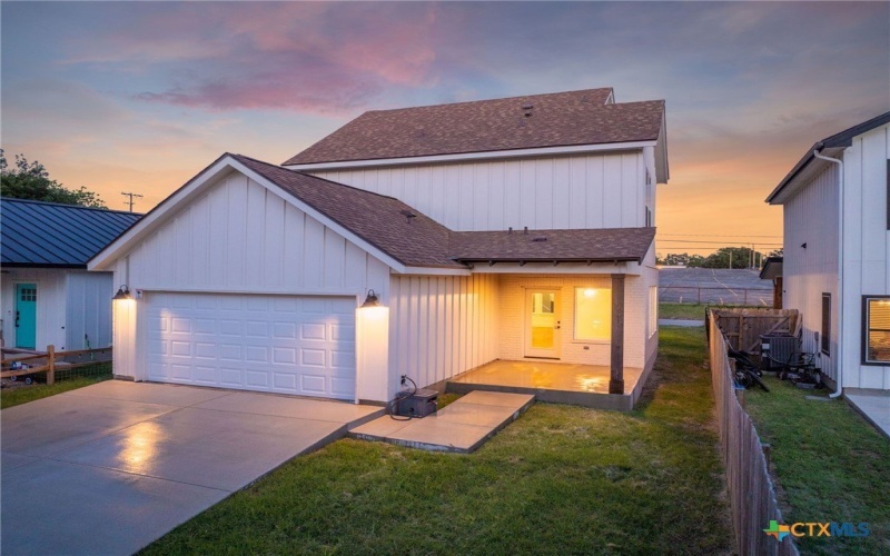182 W Torrey Street, New Braunfels, TX 78130, 3 Bedrooms Bedrooms, ,2 BathroomsBathrooms,Residential,For Sale,182 W Torrey Street,578519