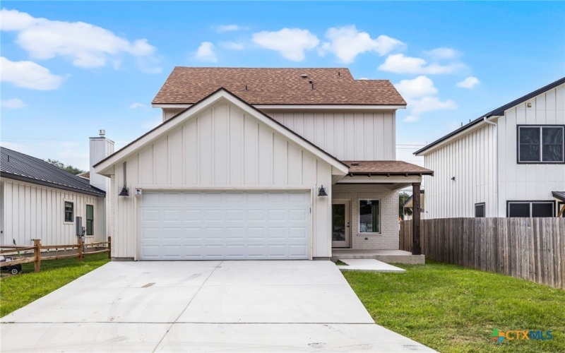 182 W Torrey Street, New Braunfels, TX 78130, 3 Bedrooms Bedrooms, ,2 BathroomsBathrooms,Residential,For Sale,182 W Torrey Street,578519