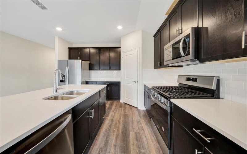 1132 Salado Street, Crandall, TX 75114, 3 Habitaciones Habitaciones , ,2 BañosBaños,Residential,En Venta,1132 Salado Street,20766483
