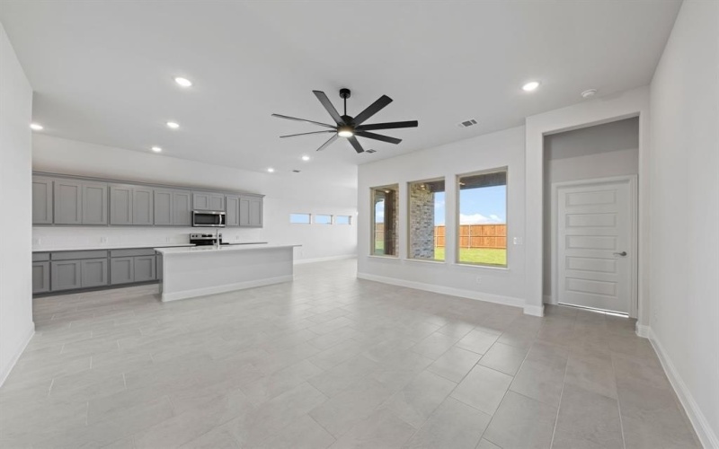 1988 Daybreak Drive, Venus, TX 76084, 3 Bedrooms Bedrooms, ,2 BathroomsBathrooms,Residential,For Sale,1988 Daybreak Drive,20766602
