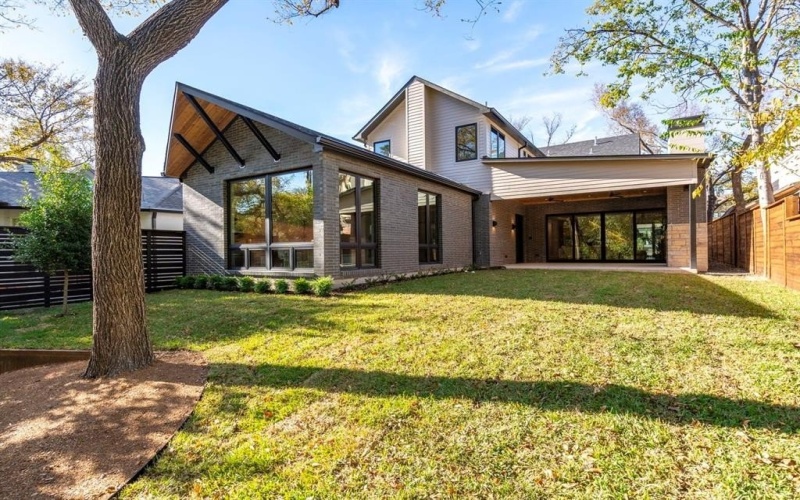 7928 Goforth Road, Dallas, TX 75238, 4 Habitaciones Habitaciones , ,3 BañosBaños,Residential,En Venta,7928 Goforth Road,20775421