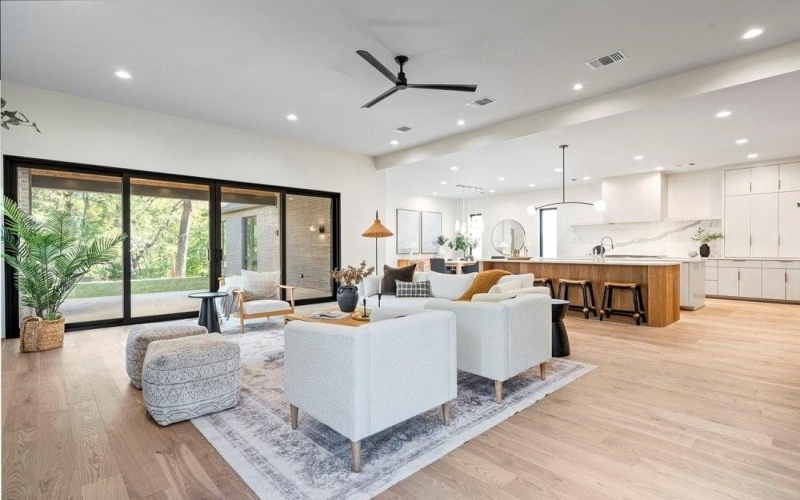 7928 Goforth Road, Dallas, TX 75238, 4 Habitaciones Habitaciones , ,3 BañosBaños,Residential,En Venta,7928 Goforth Road,20775421