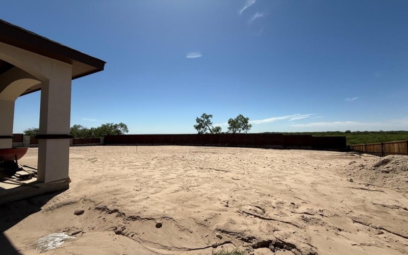 3019 CAIDA DEL SOL AVENUE, Eagle Pass, TX 78852, 3 Habitaciones Habitaciones , ,2 BañosBaños,Residential,En Venta,3019 CAIDA DEL SOL AVENUE,81258
