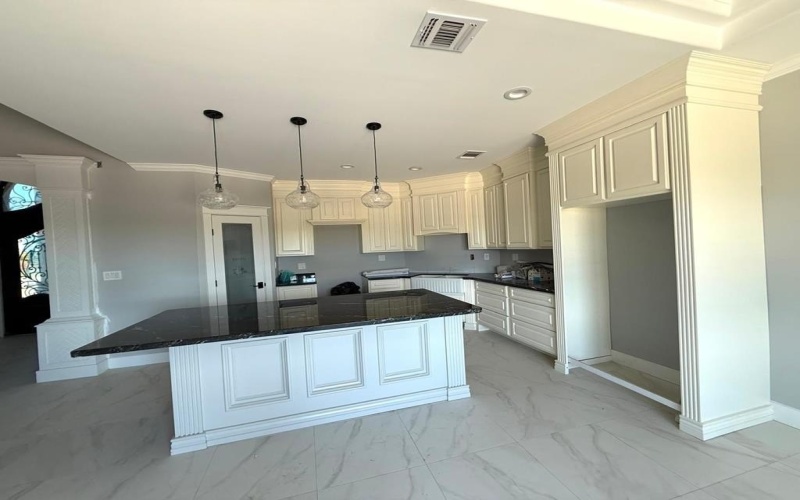 3019 CAIDA DEL SOL AVENUE, Eagle Pass, TX 78852, 3 Habitaciones Habitaciones , ,2 BañosBaños,Residential,En Venta,3019 CAIDA DEL SOL AVENUE,81258