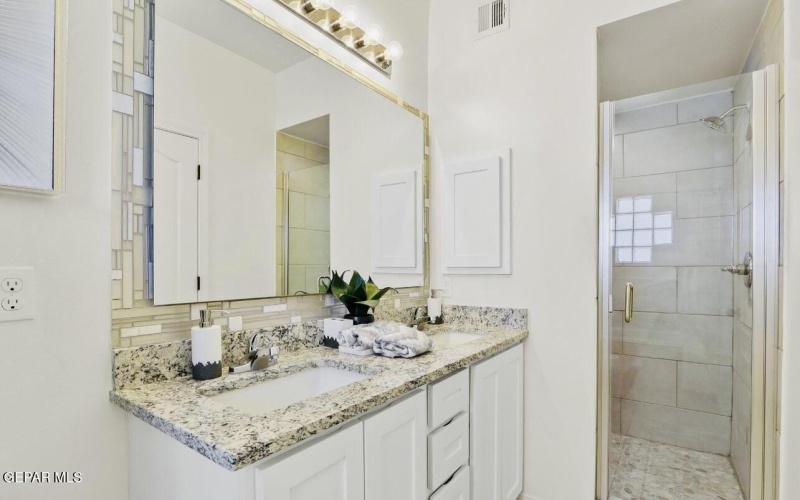 556 Cedarwood Avenue, El Paso, TX 79928, 4 Bedrooms Bedrooms, ,2 BathroomsBathrooms,Residential,For Sale,556 Cedarwood Avenue,922571