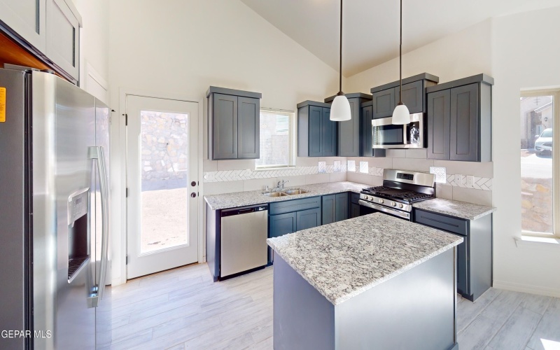 556 Cedarwood Avenue, El Paso, TX 79928, 4 Bedrooms Bedrooms, ,2 BathroomsBathrooms,Residential,For Sale,556 Cedarwood Avenue,922571