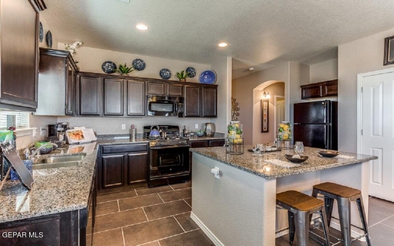 12877 Star Gaze Avenue, El Paso, TX 79928, 4 Bedrooms Bedrooms, ,1 BathroomBathrooms,Residential,For Sale,12877 Star Gaze Avenue,922573