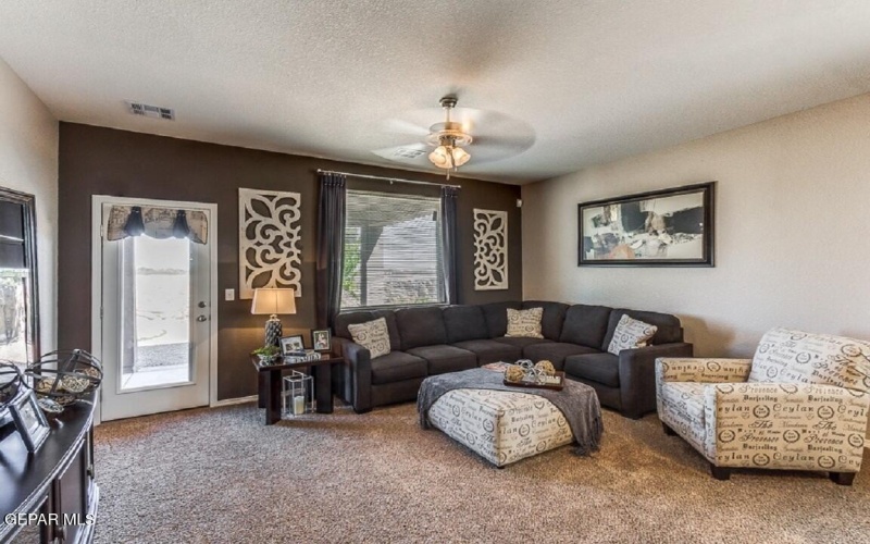 12877 Star Gaze Avenue, El Paso, TX 79928, 4 Bedrooms Bedrooms, ,1 BathroomBathrooms,Residential,For Sale,12877 Star Gaze Avenue,922573