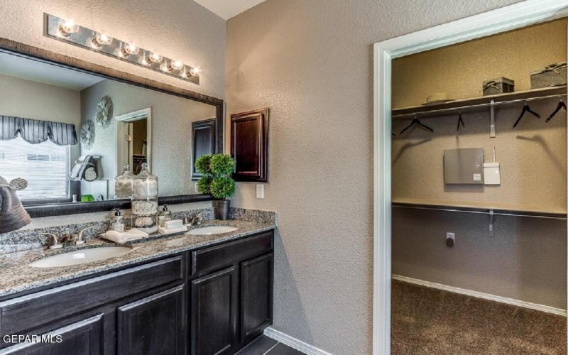 12877 Star Gaze Avenue, El Paso, TX 79928, 4 Bedrooms Bedrooms, ,1 BathroomBathrooms,Residential,For Sale,12877 Star Gaze Avenue,922573
