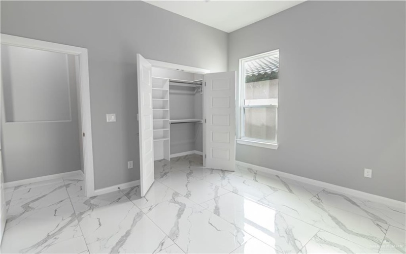 3205 Brentwood Street, Edinburg, TX 78539, 4 Habitaciones Habitaciones , ,5 BañosBaños,Residential,En Venta,3205 Brentwood Street,457784