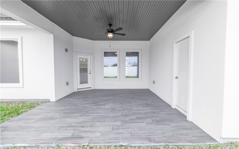 3205 Brentwood Street, Edinburg, TX 78539, 4 Habitaciones Habitaciones , ,5 BañosBaños,Residential,En Venta,3205 Brentwood Street,457784