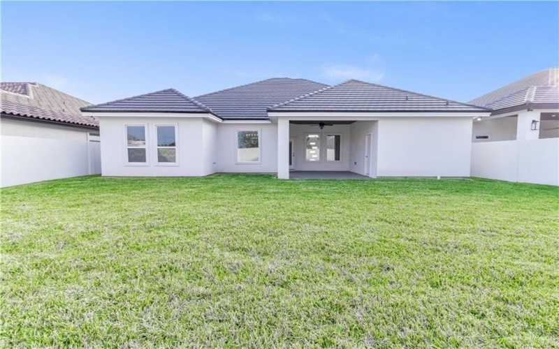 3013 Brentwood Street, Edinburg, TX 78539, 4 Habitaciones Habitaciones , ,5 BañosBaños,Residential,En Venta,3013 Brentwood Street,457786
